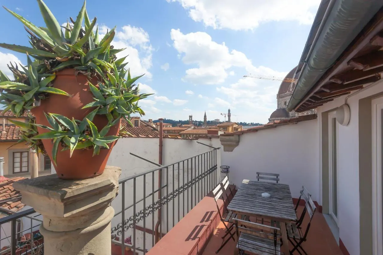 Duomo Portrait Apartment Florence