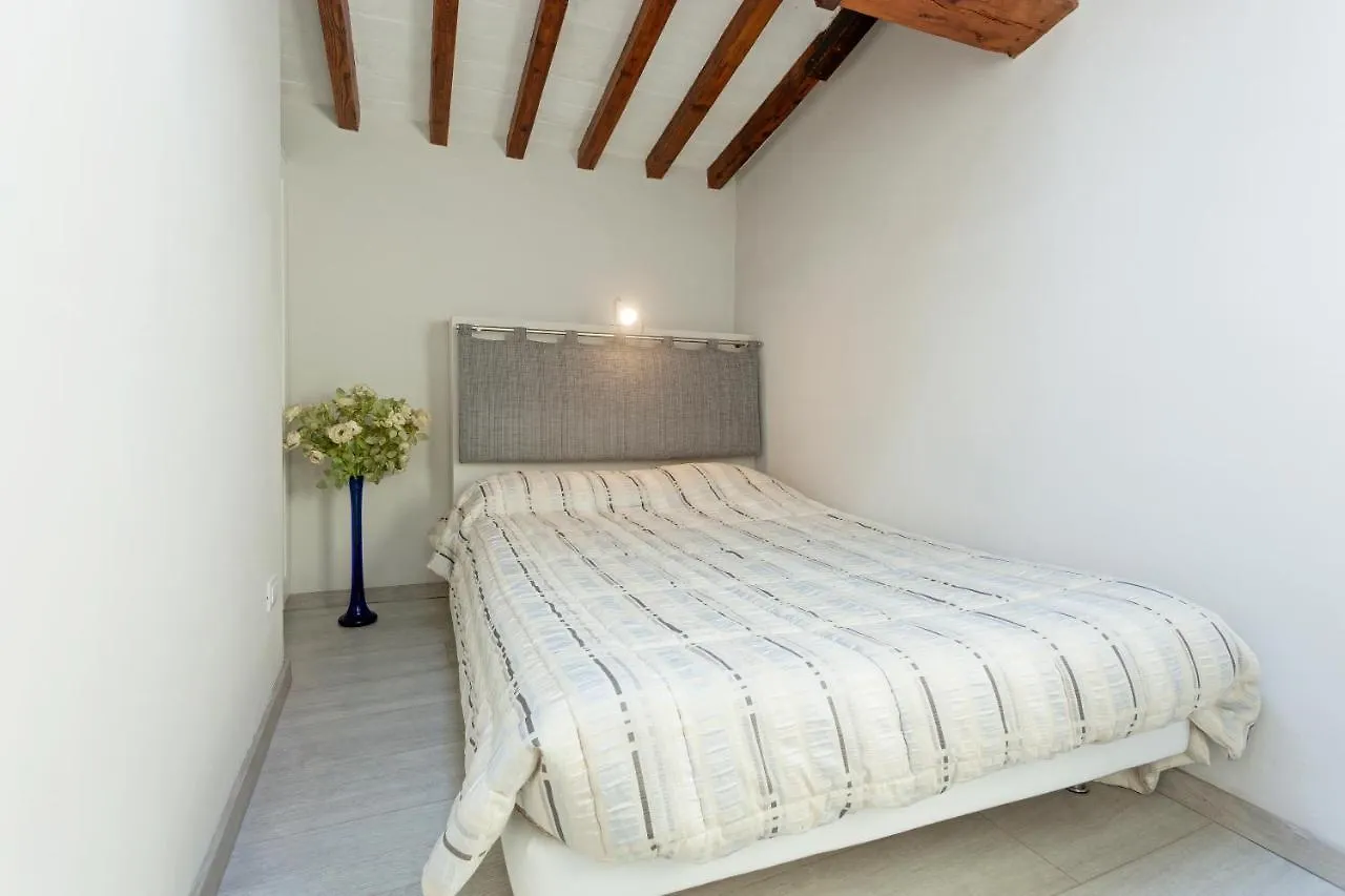 Duomo Portrait Apartment Florence Italy